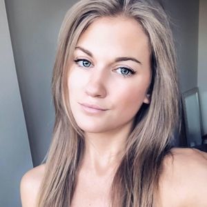 Meet your Posher, Elise